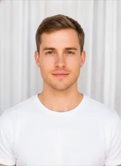 Chestnut hair color rendered by HairGlam on a male model