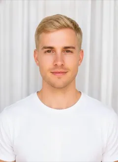 Honey Blonde hair color rendered by HairGlam on a male model